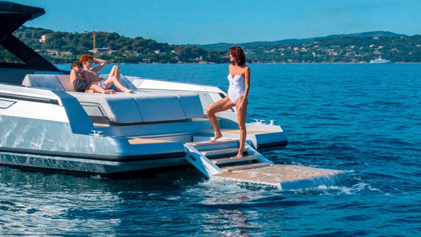 Guests enjoying the YUMI experience at sea